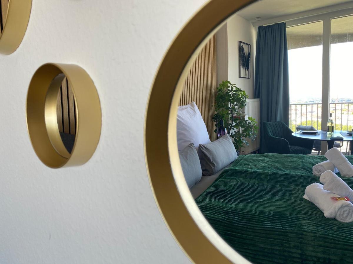 Hotel Tower I 26Th Floor I Boxspring I Nespresso Augusta Esterno foto