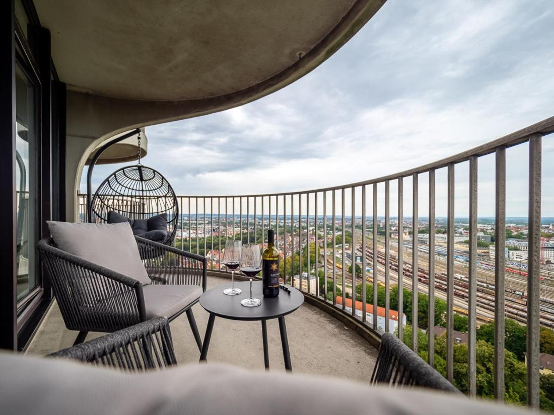 Hotel Tower I 26Th Floor I Boxspring I Nespresso Augusta Esterno foto